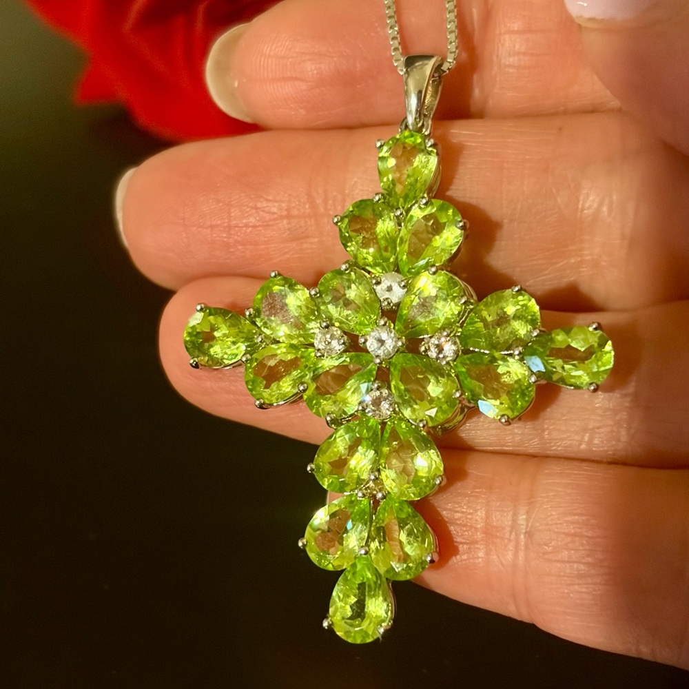 Sterling Silver 925 Peridot and White Topaz Gemstone Cross Pendant Necklace - Picture 2 of 9